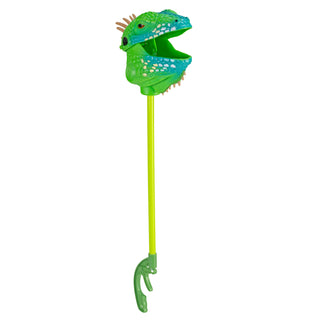   Wild Republic -  Iguana Pincher  Games and Action Toys